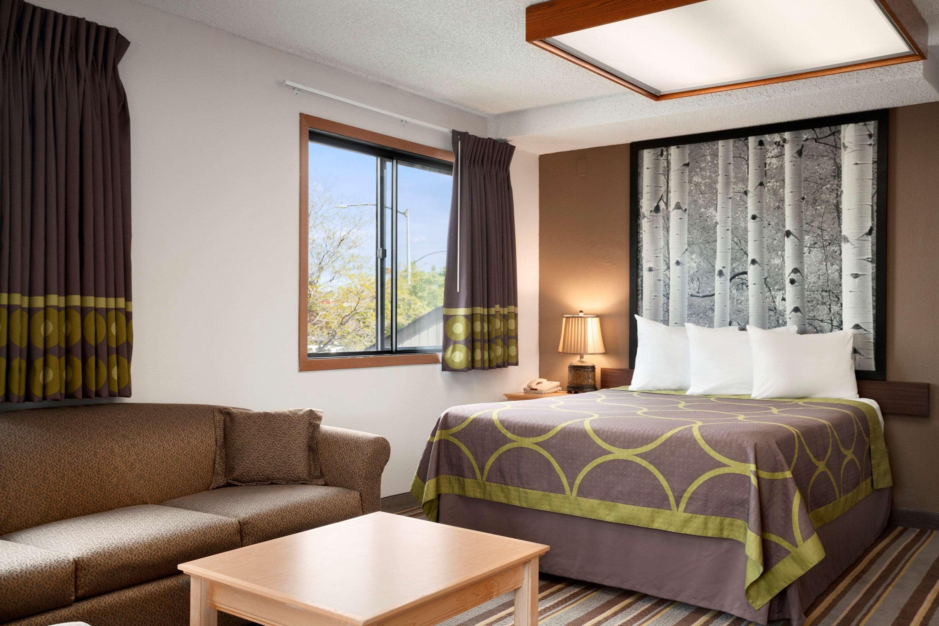 Super 8 By Wyndham Westminster Denver North Dış mekan fotoğraf