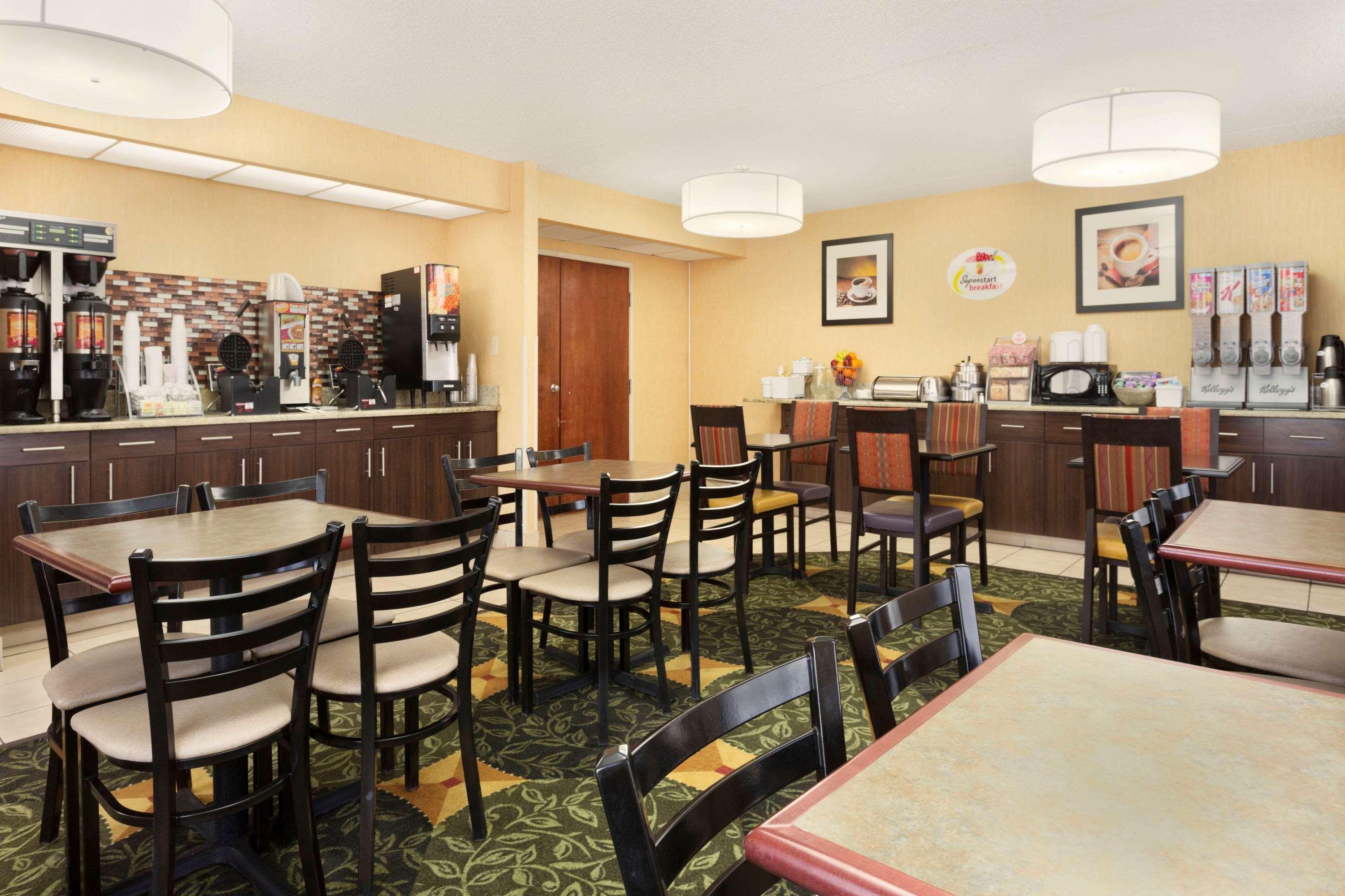 Super 8 By Wyndham Westminster Denver North Dış mekan fotoğraf